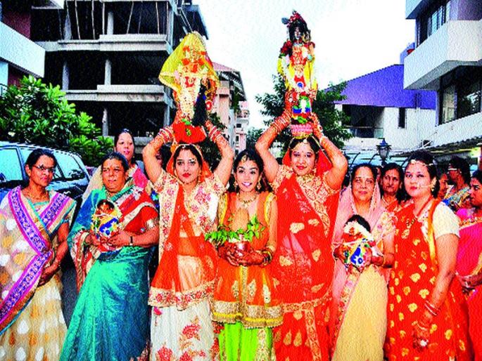 Oasya mother's Mahatati, Jagaran Sobhala with excitement | ओशिया मातेची महाआरती, जागरण सोहळा उत्साहात Oasya mother's Mahatati, Jagaran Sobhala with excitement | ओशिया मातेची महाआरती, जागरण सोहळा उत्साहात