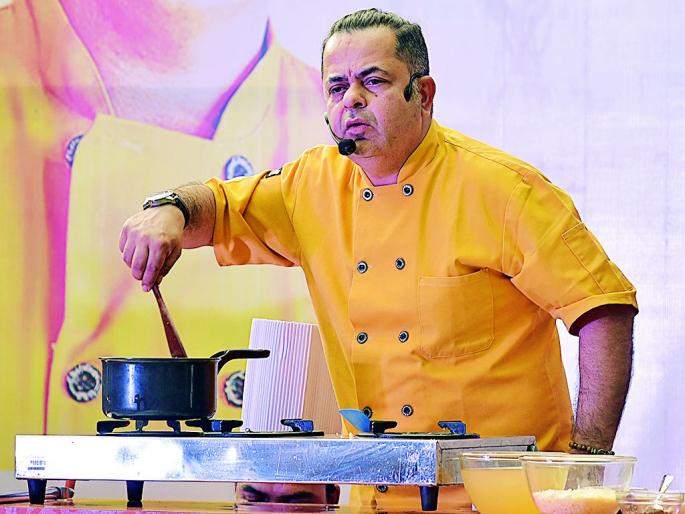 'Demolition' of delicious orange foods at the World Orange Festival; Master Chef Vicky Ratanani gave the tips | वर्ल्ड आॅरेंज फेस्टिव्हलमध्ये संत्र्यांच्या स्वादिष्ट पदार्थांचे ‘डेमॉस्ट्रेशन’; मास्टर शेफ विक्की रतनानींनी दिल्या टीप्स