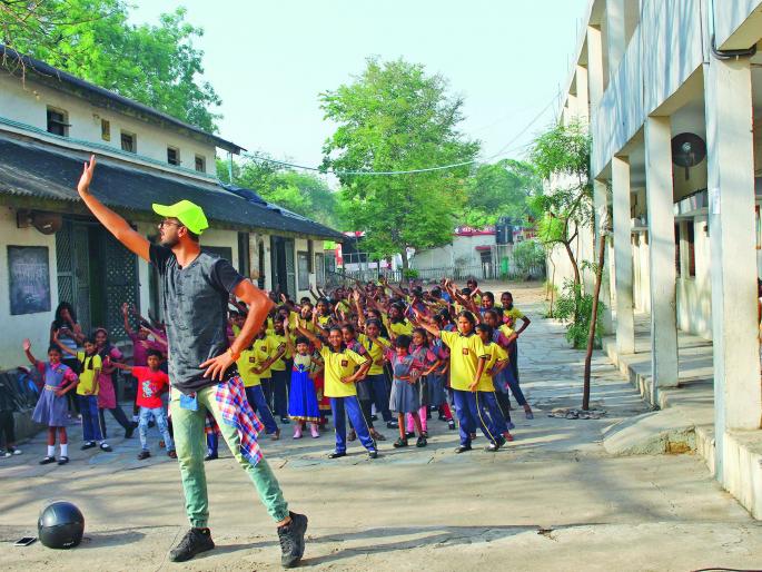 School of fun! Summer camp for poor children | मस्ती की पाठशाला! गरीब मुलांसाठी उन्हाळी शिबीर School of fun! Summer camp for poor children | मस्ती की पाठशाला! गरीब मुलांसाठी उन्हाळी शिबीर
