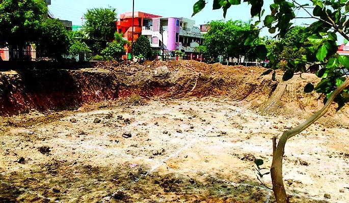 Water Tank or play ground; tug of war in Nagpur | नागपुरात मैदानासाठी पाण्याची टाकी ‘कुर्बान’
