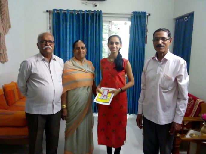 Retired Air Force Struggle for Children's Welfare | निवृत्त वायुसैनिकाची मुलांच्या भल्यासाठी धडपड Retired Air Force Struggle for Children's Welfare | निवृत्त वायुसैनिकाची मुलांच्या भल्यासाठी धडपड