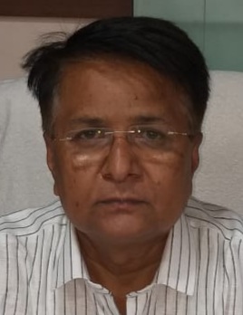 Incumbent S. S. More accepted the charge | अधिष्ठाता एस. एस. मोरे यांनी स्वीकारला कार्यभार Incumbent S. S. More accepted the charge | अधिष्ठाता एस. एस. मोरे यांनी स्वीकारला कार्यभार
