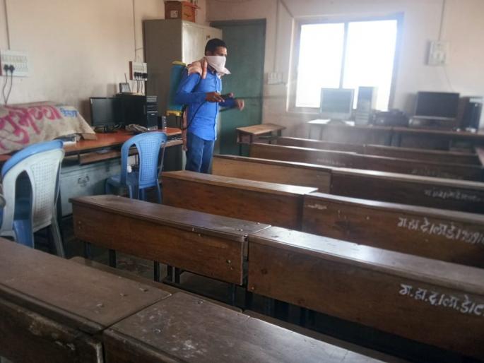 Karveer, Panhala, Shirol in the forefront in starting schools | शाळा सुरू करण्यात करवीर, पन्हाळा, शिरोळ आघाडीवर Karveer, Panhala, Shirol in the forefront in starting schools | शाळा सुरू करण्यात करवीर, पन्हाळा, शिरोळ आघाडीवर