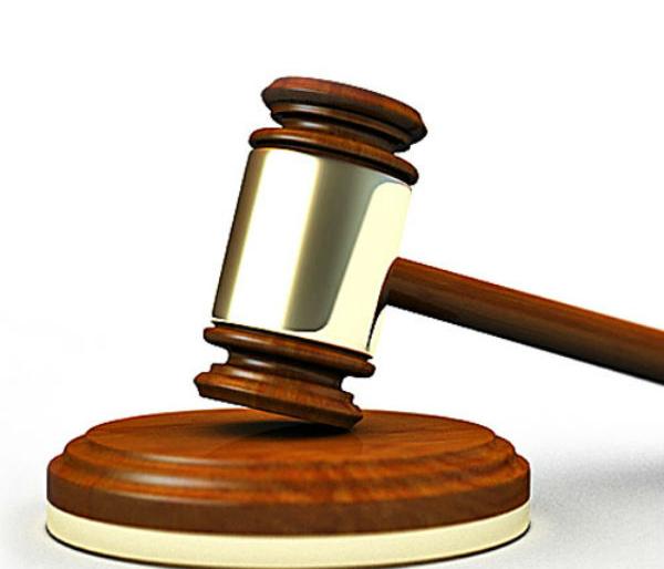 Order for child supply to old mother, order of district court and two rooms for lodging order | वृद्ध मातेला पोटगी देण्याचा मुलास आदेश, जिल्हा न्यायालयाचा आदेश, निवासासाठी दोन खोल्या देण्याचाही बजावला आदेश