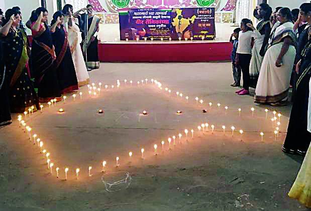 Tribute to martyred soldiers in the backyard | परतवाड्यात शहीद जवानांना श्रद्धांजली Tribute to martyred soldiers in the backyard | परतवाड्यात शहीद जवानांना श्रद्धांजली