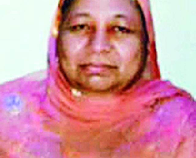 In Tahara Bano's murder case, | ताहेरा बानोच्या हत्याकांडात परिचित संशयाच्या भोवऱ्यात In Tahara Bano's murder case, | ताहेरा बानोच्या हत्याकांडात परिचित संशयाच्या भोवऱ्यात