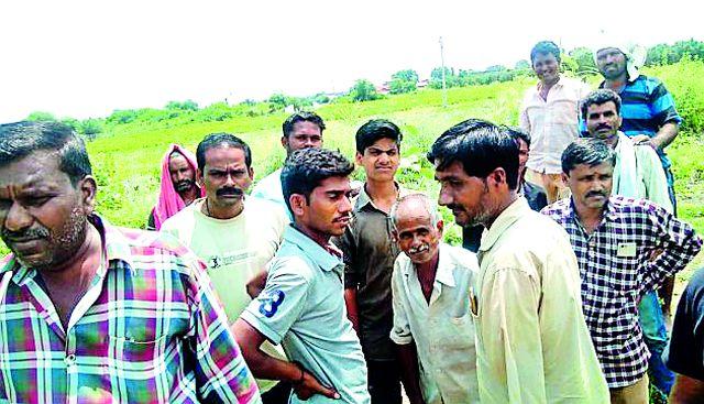 View of the leopard in Mirpur, Amadabad | मिर्चापूर, अमदाबाद येथे बिबट्याचे दर्शन