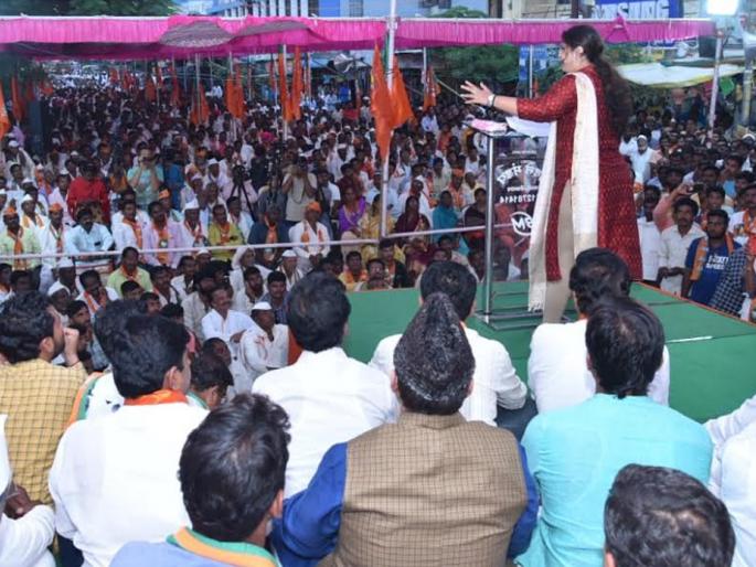 I do not need your certificate: Pankaja | तुमच्या प्रमाणपत्राची मला गरज नाही :पंकजा I do not need your certificate: Pankaja | तुमच्या प्रमाणपत्राची मला गरज नाही :पंकजा
