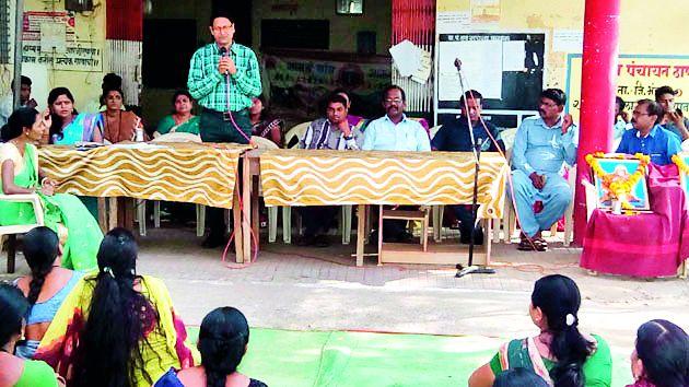 Self Help Groups for Successful Groups | स्वावलंबी जीवनासाठी बचतगट प्रभावी माध्यम Self Help Groups for Successful Groups | स्वावलंबी जीवनासाठी बचतगट प्रभावी माध्यम