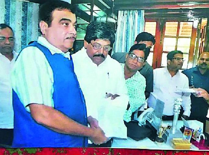 Expand the Tirodi-Katangi railway route | तिरोडी-कटंगी रेल्वे मार्गाचे विस्तारीकरण करा Expand the Tirodi-Katangi railway route | तिरोडी-कटंगी रेल्वे मार्गाचे विस्तारीकरण करा