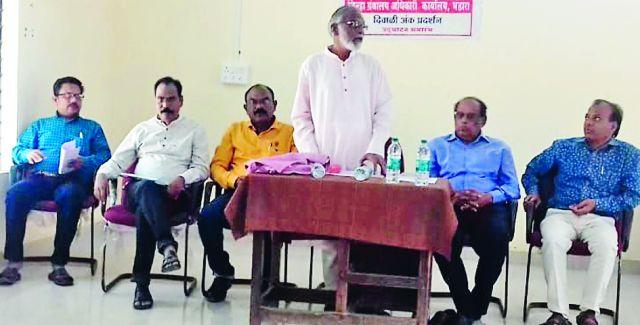 Diwali issue: Maharashtra's biggest cultural tradition | दिवाळी अंक महाराष्ट्राची मोठी सांस्कृतिक परंपरा Diwali issue: Maharashtra's biggest cultural tradition | दिवाळी अंक महाराष्ट्राची मोठी सांस्कृतिक परंपरा