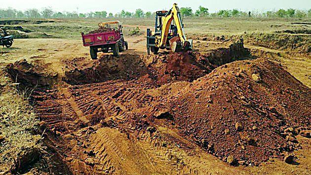 Out-of-Government Rule Mining | शासकीय जागवर नियमबाह्य मुरुम खनन
