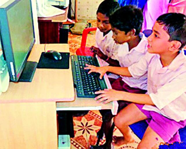 781 schools of Bhandara Zilla Parishad have digitized | भंडारा जिल्हा परिषदेच्या ७८१ शाळा डिजीटल 781 schools of Bhandara Zilla Parishad have digitized | भंडारा जिल्हा परिषदेच्या ७८१ शाळा डिजीटल