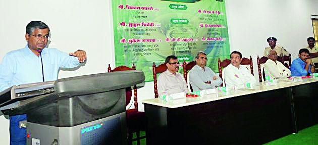 Bamboo students will become successful entrepreneurs | बांबू अभ्यासक्रमातील विद्यार्थी यशस्वी उद्योजक बनणार