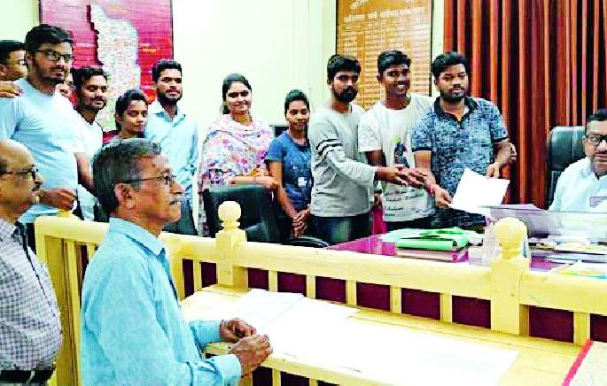 Cancel the recumbency conditions in the recruitment immediately | पदभरतीमधील जाचक अटी तातडीने रद्द करा Cancel the recumbency conditions in the recruitment immediately | पदभरतीमधील जाचक अटी तातडीने रद्द करा