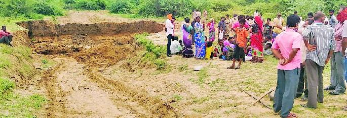 Eventually the woman took the victim by illegal sand extraction | अखेर अवैध रेती उपस्याने घेतला महिलेचा बळी