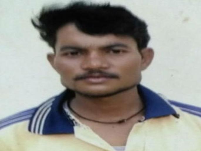 The young went away in the watershed of Panzure | पांझरेच्या पुरात तरुण वाहून गेला The young went away in the watershed of Panzure | पांझरेच्या पुरात तरुण वाहून गेला