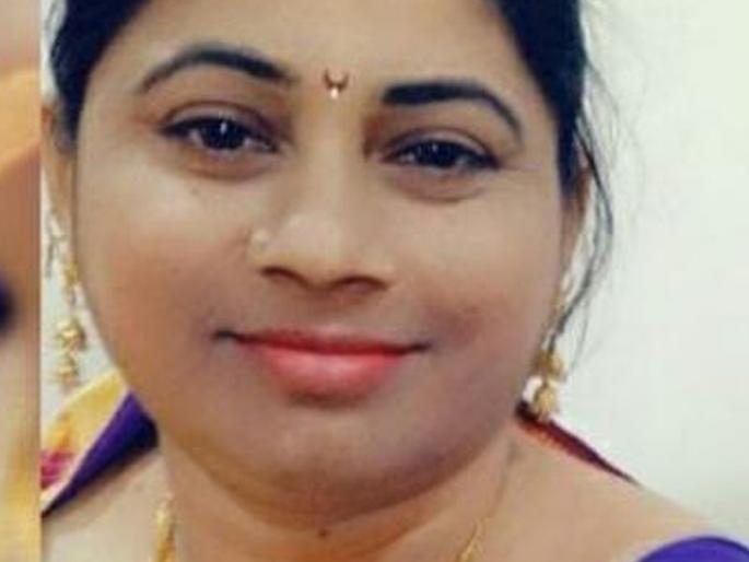 The body of a girl along with a couple who committed suicide was found in Tapi river at Savalde in Dhule district | धुळे जिल्ह्यातील सावळदे येथील तापी नदीत आत्महत्या केलेल्या दाम्पत्यासह मुलीचा मृतदेह सापडला The body of a girl along with a couple who committed suicide was found in Tapi river at Savalde in Dhule district | धुळे जिल्ह्यातील सावळदे येथील तापी नदीत आत्महत्या केलेल्या दाम्पत्यासह मुलीचा मृतदेह सापडला
