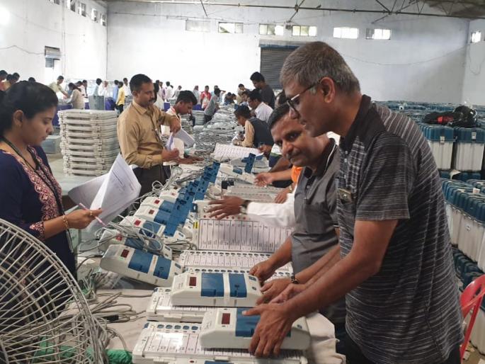 nashik,employee,election,work,eve,on,holidays | सुटीच्या दिवशीही कर्मचारी निवडणुकीच्या कामाला