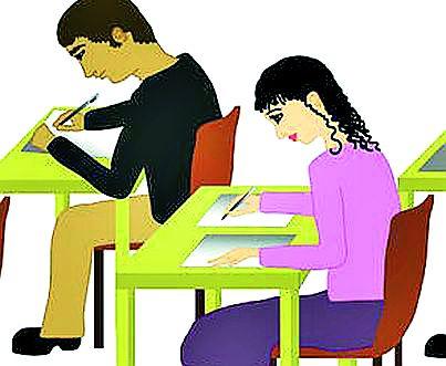 The painting of the death of the father, the process of decontamination of the paper | पित्याच्या मृत्यूचे दु:ख पचवून शीतलने सोडविला पेपर