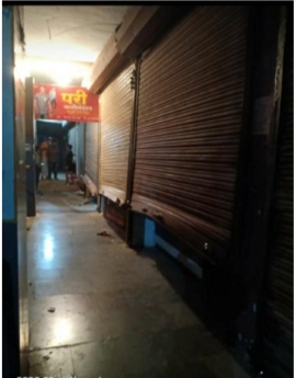 Attempt to break the shutters of four shops in Ghoti | घोटीत चार दुकानांचे शटर तोडून चोरीचा प्रयत्न