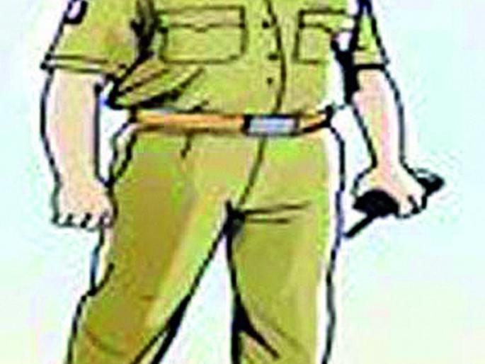 Half salary of 92 policemen fighting Naxals stopped | नक्षलवाद्यांशी लढणाऱ्या ९२ पोलिसांचा दीडपट पगार बंद Half salary of 92 policemen fighting Naxals stopped | नक्षलवाद्यांशी लढणाऱ्या ९२ पोलिसांचा दीडपट पगार बंद