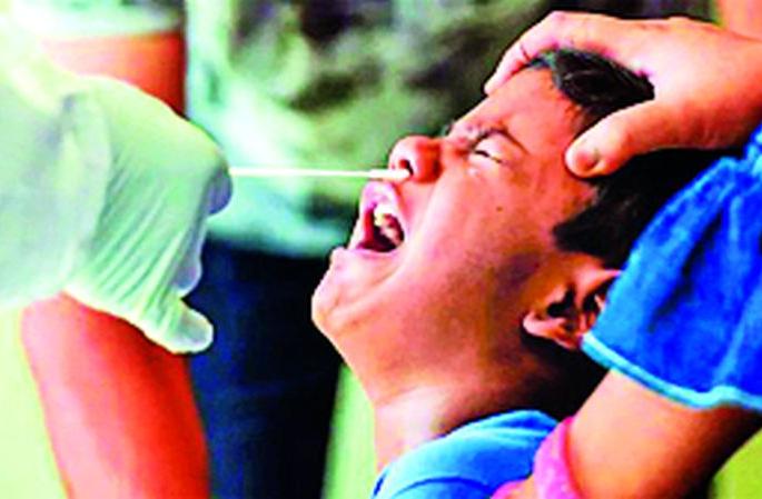 Children's health deteriorated and there was a threefold increase in OPD | लहान मुलांची तब्ब्येत बिघडली ओपीडीमध्ये झाली तिप्पट वाढ