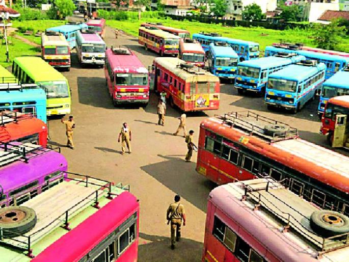 Gondia fire: Rs 30 lakh per month | गोंदिया आगाराला दरमहा ३० लाखांचा फटका Gondia fire: Rs 30 lakh per month | गोंदिया आगाराला दरमहा ३० लाखांचा फटका