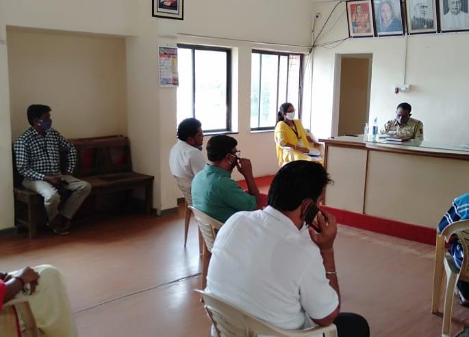 Five days lockdown in Igatpuri | इगतपुरीत पाच दिवस लॉकडाऊन Five days lockdown in Igatpuri | इगतपुरीत पाच दिवस लॉकडाऊन