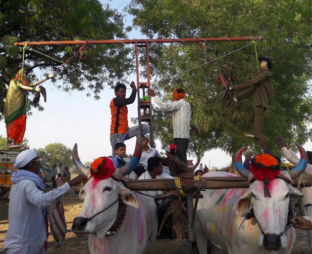 Jayanti Celebration in Hanuman Temple | १३ हनुमान मंदिरात जन्मोत्सव साजरा