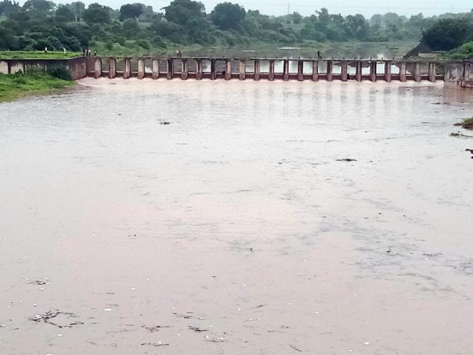 On the third day, the presence of rain | तिसऱ्या दिवशीही पावसाची हजेरी On the third day, the presence of rain | तिसऱ्या दिवशीही पावसाची हजेरी