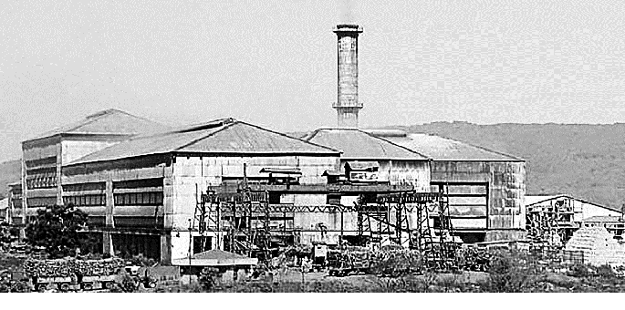 The need of the hour is to keep the 'Azara' going | ‘आजरा’ चालू ठेवणे काळाची गरज The need of the hour is to keep the 'Azara' going | ‘आजरा’ चालू ठेवणे काळाची गरज