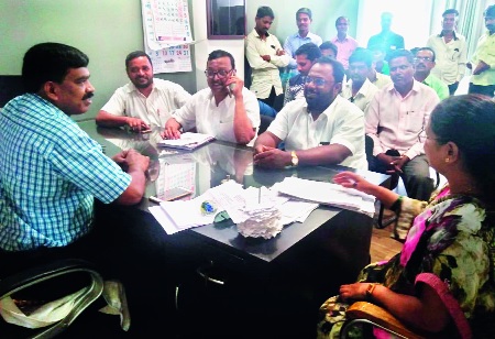  Anil Gurav receives petrol pumps from Monday | पेट्रोल पंपांना सोमवारपासून भेटी : अनिल गुरव