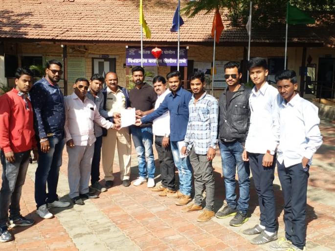 Demand for action on Nylon Maaza vendors | नायलॉन मांजा विक्रेत्यांवर कारवाईची मागणी Demand for action on Nylon Maaza vendors | नायलॉन मांजा विक्रेत्यांवर कारवाईची मागणी