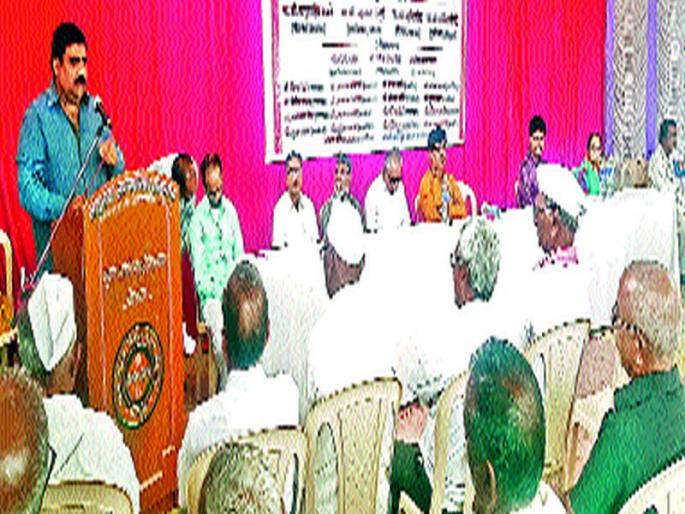  Nandgaon: Appeal to respond to the cleanliness program | घंटागाडीद्वारे कचरा संकलनास प्रारंभ नांदगाव : स्वच्छतेसाठी असलेल्या उपक्रमाला प्रतिसाद देण्याचे आवाहन