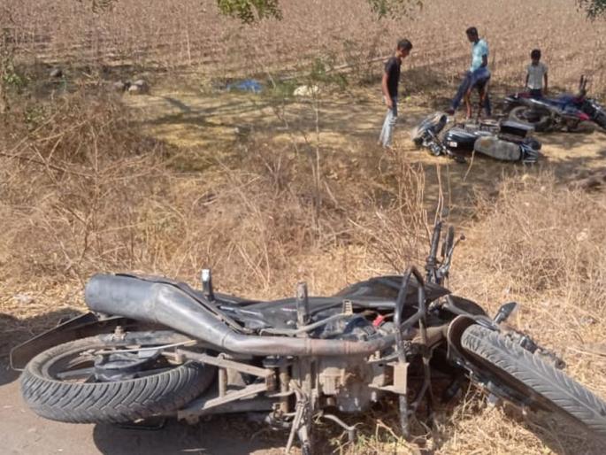 Thousands of students took the exam in 6 centers in the district | जिल्ह्यातील २४ केंद्रांवर १६ हजार विद्यार्थ्यांनी दिली परीक्षा Thousands of students took the exam in 6 centers in the district | जिल्ह्यातील २४ केंद्रांवर १६ हजार विद्यार्थ्यांनी दिली परीक्षा