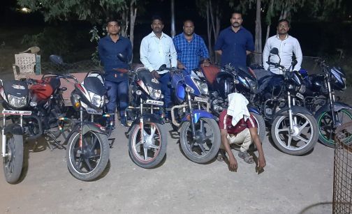 Seven wheels were recovered from the youth | युवकाकडून सात दुचाकी हस्तगत Seven wheels were recovered from the youth | युवकाकडून सात दुचाकी हस्तगत