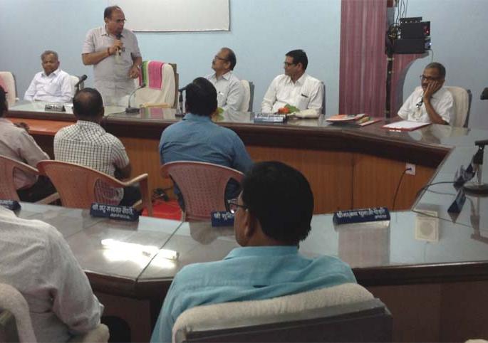 Remedial work in Nandurbar district will be completed by the end of May | नंदुरबार जिल्ह्यातील उपसा योजना दुरुस्तीची कामे मे अखेर पूर्ण होणार Remedial work in Nandurbar district will be completed by the end of May | नंदुरबार जिल्ह्यातील उपसा योजना दुरुस्तीची कामे मे अखेर पूर्ण होणार