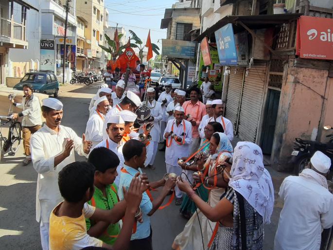 Ojhar celebrates the birth anniversary of Hanuman | ओझरला हनुमान जन्मोत्सवाचा जल्लोष Ojhar celebrates the birth anniversary of Hanuman | ओझरला हनुमान जन्मोत्सवाचा जल्लोष