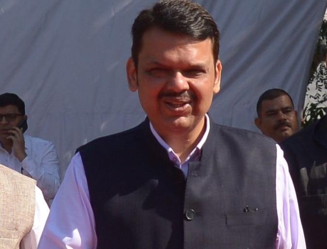 Activists are fighting the battle of 'narrative', when will the officials become active? | ‘नॅरेटिव्ह’च्या लढाई कार्यकर्तेच लढताहेत, पदाधिकारी कधी सक्रिय होणार? फडणवीस यांनी टोचले भाजप पदाधिकाऱ्यांचे कान Activists are fighting the battle of 'narrative', when will the officials become active? | ‘नॅरेटिव्ह’च्या लढाई कार्यकर्तेच लढताहेत, पदाधिकारी कधी सक्रिय होणार? फडणवीस यांनी टोचले भाजप पदाधिकाऱ्यांचे कान