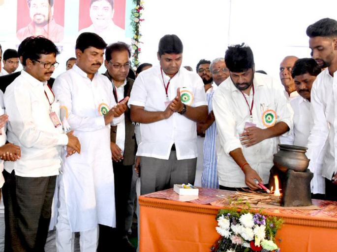 State-level agricultural exhibition in Parbhani on the occasion of Shiv Jayanti | शिवजयंतीनिमित्त परभणीत राज्यस्तरीय कृषी प्रदर्शन