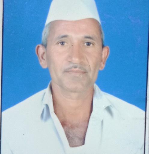 Farmer suicides in depressed state | कर्जाला कंटाळून अवनखेडच्या शेतकऱ्याची आत्महत्या