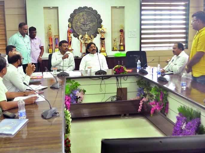 Try to increase mango production, Guardian Minister Ravindra Waikar's suggestions | आंबा उत्पादन वाढविण्यासाठी प्रयत्न करा, पालकमंत्री रवींद्र वायकर यांच्या सूचना