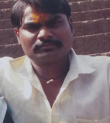 Cousin murdered by stabbing | धारदार शस्त्राने वार करून चुलत्याचा खून