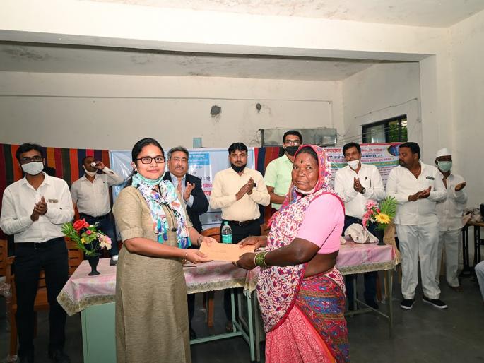 Bank of Maharashtra Promotion of Fisheries | महाराष्ट्र बँकेचे मत्स्यव्यवसायाला प्रोत्साहन Bank of Maharashtra Promotion of Fisheries | महाराष्ट्र बँकेचे मत्स्यव्यवसायाला प्रोत्साहन