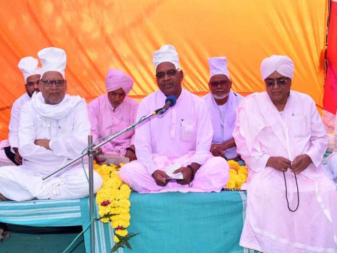 Srinar to celebrate Shri Kshetra Patashala Yatra | सिन्नरला श्रीक्षेत्र पट्टीशाळेचा यात्रोत्सव उत्साहात Srinar to celebrate Shri Kshetra Patashala Yatra | सिन्नरला श्रीक्षेत्र पट्टीशाळेचा यात्रोत्सव उत्साहात