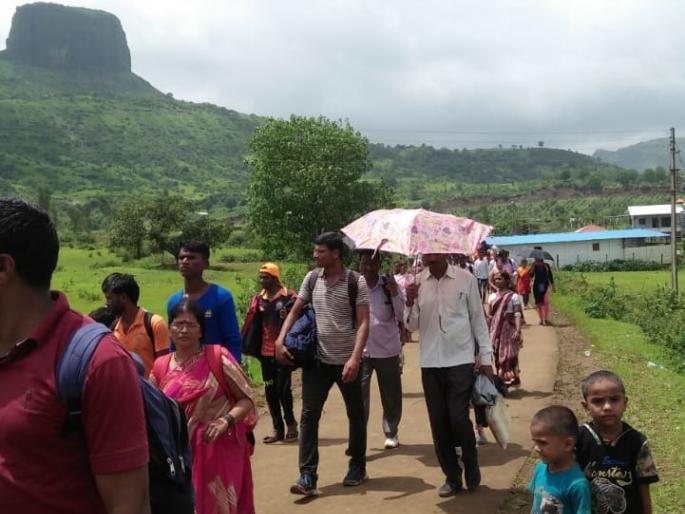 Brahmagiri circulation of millions of devotees! | लाखो भाविकांची ब्रह्मगिरी परिक्रमा ! Brahmagiri circulation of millions of devotees! | लाखो भाविकांची ब्रह्मगिरी परिक्रमा !