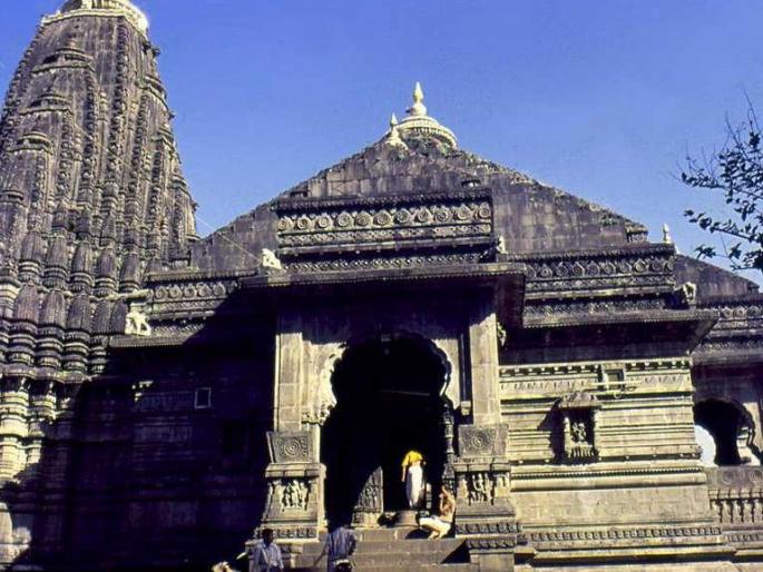 Crowds at Saptashranggad as soon as the temples open | मंदिरे उघडताच सप्तशृंगगडावर गर्दी