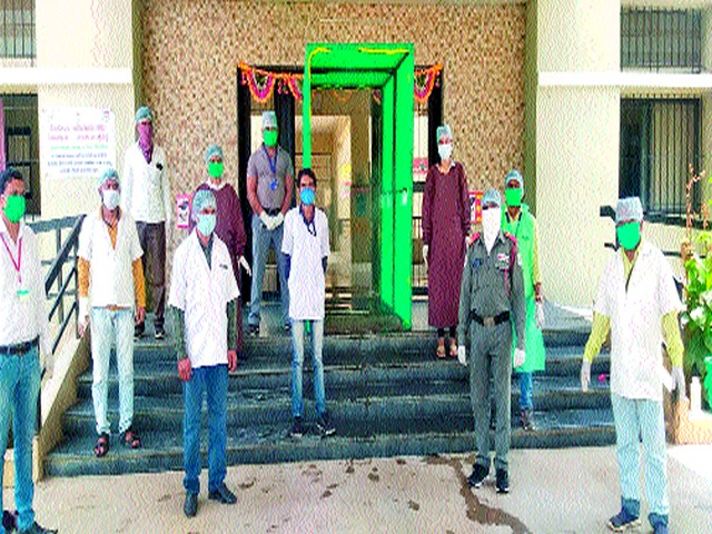 Spray Gate at Umrane Rane Hospital | उमराणे रु ग्णालयात फवारणी गेट Spray Gate at Umrane Rane Hospital | उमराणे रु ग्णालयात फवारणी गेट