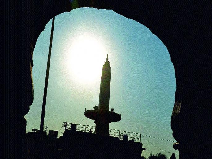 Mercury is again 40 degrees | पारा पुन्हा ४० अंशांकडे